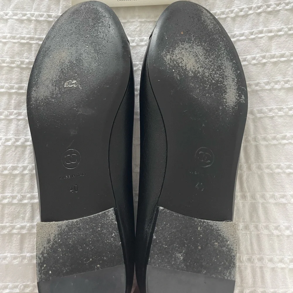 CHANEL Black Patent Cap Toe Flats - Picture 7 of 10
